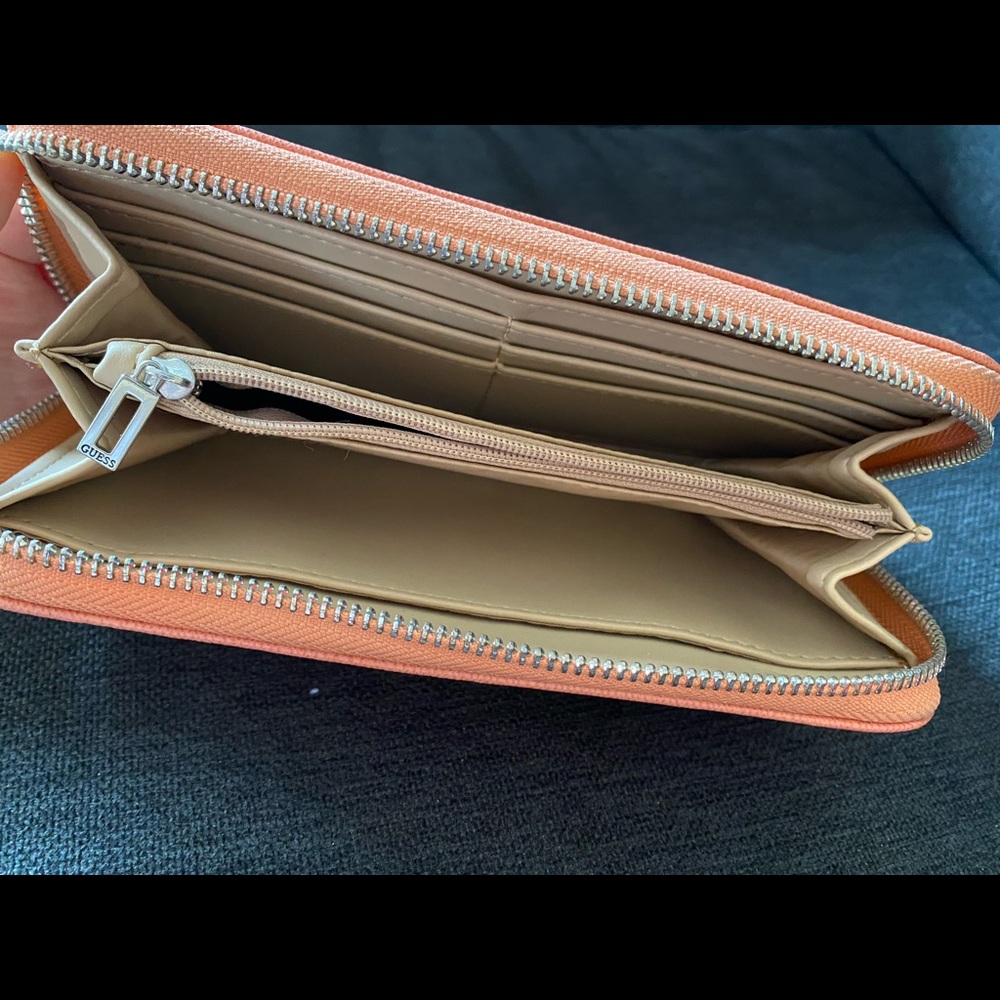 Wallet - Picture 3 of 3